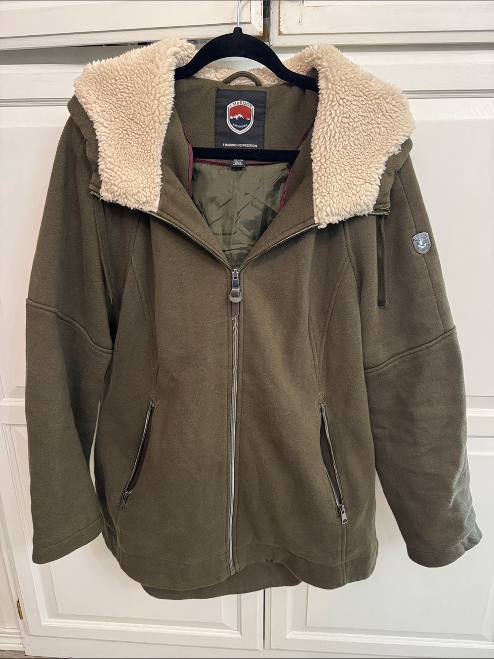 1 Madison Olive Green Lined Zip Hoodie. Fall Cabincore. Size XL.